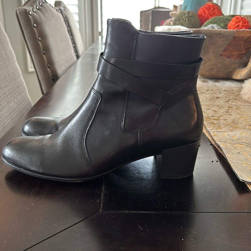 Ecco Black Leather Booties